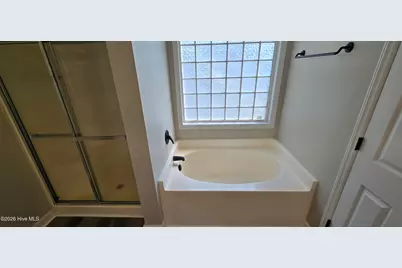 3648 Thornbrook Drive, Greenville, NC 27834 - Photo 23