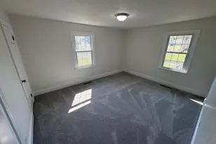 302 NE Railroad St, Pikeville, NC 27863 - Photo 15