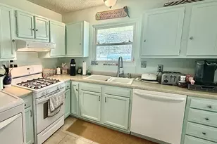 197 S River Dr, Beaufort, NC 28516 - Photo 7
