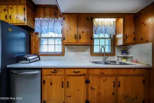 1813 Tryon Rd, New Bern, NC 28560 - Photo 17