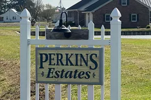1007 Tanners Ct, Elizabeth City, NC 27909 - Photo 3