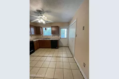 109 Live Oak Court, Midway Park, NC 28544 - Photo 5