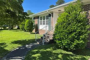 315 Hampton Dr, Plymouth, NC 27962 - Photo 3