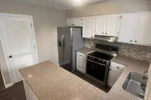 3007 Mulberry Ln, Greenville, NC 27858 - Photo 5