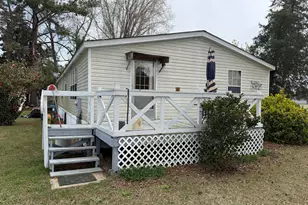 1848 Pleasant Grove Church Rd, Bladenboro, NC 28320 - Photo 11