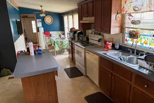1848 Pleasant Grove Church Rd, Bladenboro, NC 28320 - Photo 5