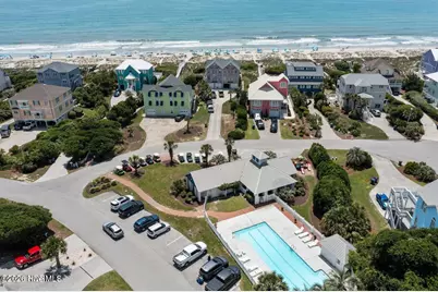 302 Governor Safford Lane, Emerald Isle, NC 28594 - Photo 13