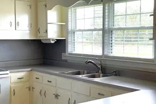 2064 Fountaintown Rd, Chinquapin, NC 28521 - Photo 9