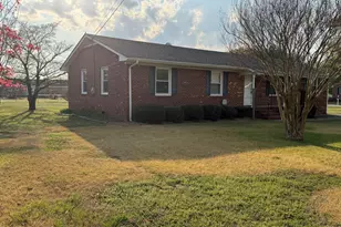 2992 Cherry Ln, Kinston, NC 28504 - Photo 9