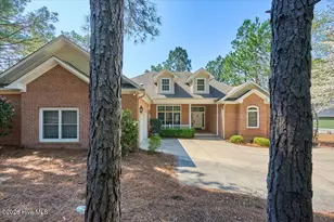 128 Belmont Ct, Southern Pines, NC 28387 - Photo 1