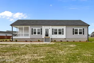 2246 Blackhawk Dr, Farmville, NC 27828 - Photo 7