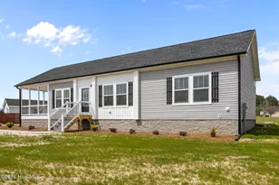 2246 Blackhawk Dr, Farmville, NC 27828 - Photo 3