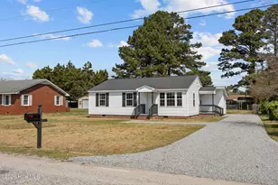 812 Grimes Rd, Washington, NC 27889 - Photo 3