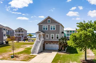 526 Cannonsgate Dr, Newport, NC 28570 - Photo 1