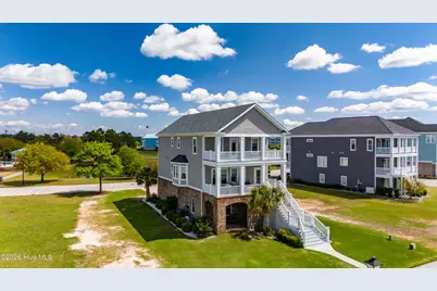 526 Cannonsgate Drive, Newport, NC 28570 - Photo 3