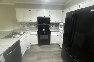 6878 Green Creek Rd, Fayetteville, NC 28314 - Photo 17