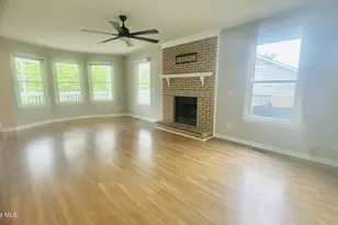 6878 Green Creek Rd, Fayetteville, NC 28314 - Photo 9