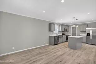 1025 Pine Ridge Ct, Castle Hayne, NC 28429 - Photo 11
