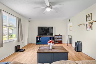 109 Milestone Ct, Jacksonville, NC 28546 - Photo 3