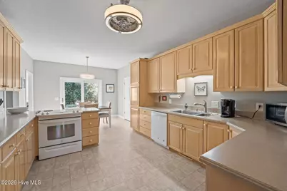 8 Hialeah Place, Pinehurst, NC 28374 - Photo 17