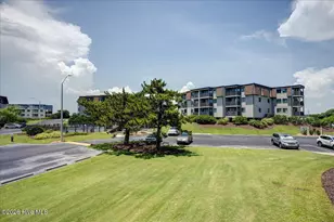 2008 E Ft Macon Rd, Atlantic Beach, NC 28512 - Photo 33