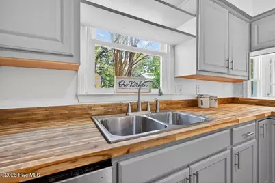 204 Sweetbriar Lane, Havelock, NC 28532 - Photo 9
