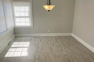 1306 N Respess St, Washington, NC 27889 - Photo 13