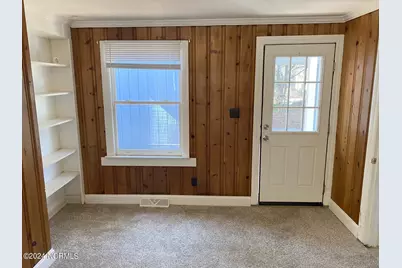 1306 N Respess Street, Washington, NC 27889 - Photo 9