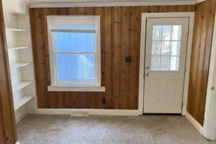1306 N Respess St, Washington, NC 27889 - Photo 9