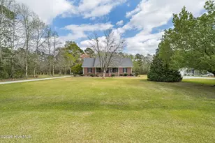 213 Country Club Dr, Wallace, NC 28466 - Photo 27