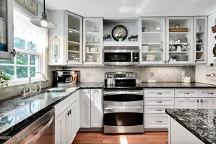 301 E West St, Southport, NC 28461 - Photo 21