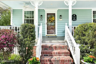 301 E West Street, Southport, NC 28461 - Photo 5