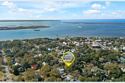 301 E West Street, Southport, NC 28461 - Photo 3