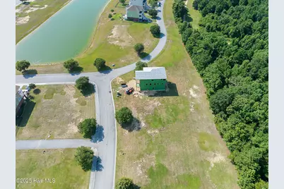 242 Colleton Square, Newport, NC 28570 - Photo 13