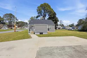 901 Tuscarora Ave, Elizabeth City, NC 27909 - Photo 33