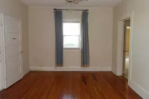 201 E Thompson Ave, Stantonsburg, NC 27883 - Photo 11