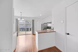 141 Coleridge Ct, Carrboro, NC 27510 - Photo 5