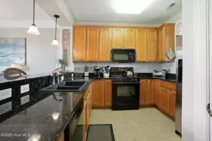 6813 Mayfaire Club Dr, Wilmington, NC 28405 - Photo 9