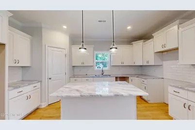 165 Devonshire Avenue W, West End, NC 27376 - Photo 7