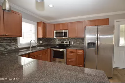 1008 Schall Place, Jacksonville, NC 28540 - Photo 7