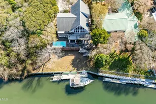 240 Salter Path Rd, Pine Knoll Shores, NC 28512 - Photo 3