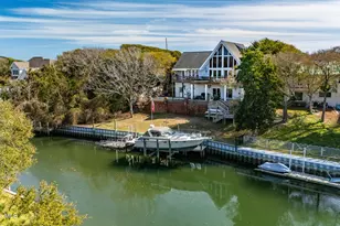 240 Salter Path Rd, Pine Knoll Shores, NC 28512 - Photo 7