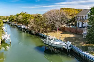 240 Salter Path Rd, Pine Knoll Shores, NC 28512 - Photo 47