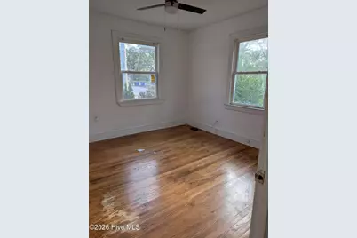 410 Academy Street E, Wilson, NC 27893 - Photo 9