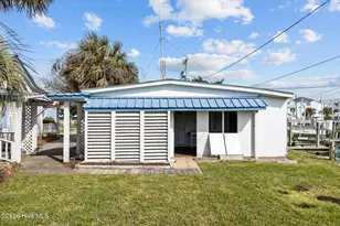 319 Old Causeway Rd, Atlantic Beach, NC 28512 - Photo 35