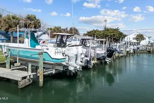 319 Old Causeway Rd, Atlantic Beach, NC 28512 - Photo 5