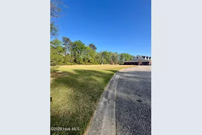Near 659 Evergreen Street, Whiteville, NC 28472 - Photo 3