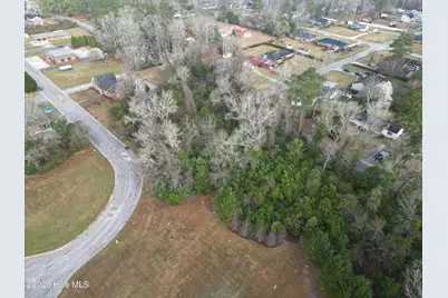 Near 659 Evergreen Street, Whiteville, NC 28472 - Photo 9
