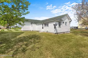 508 N 11th St, Morehead City, NC 28557 - Photo 17
