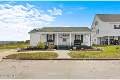 508 N 11th Street, Morehead City, NC 28557 - Photo 1
